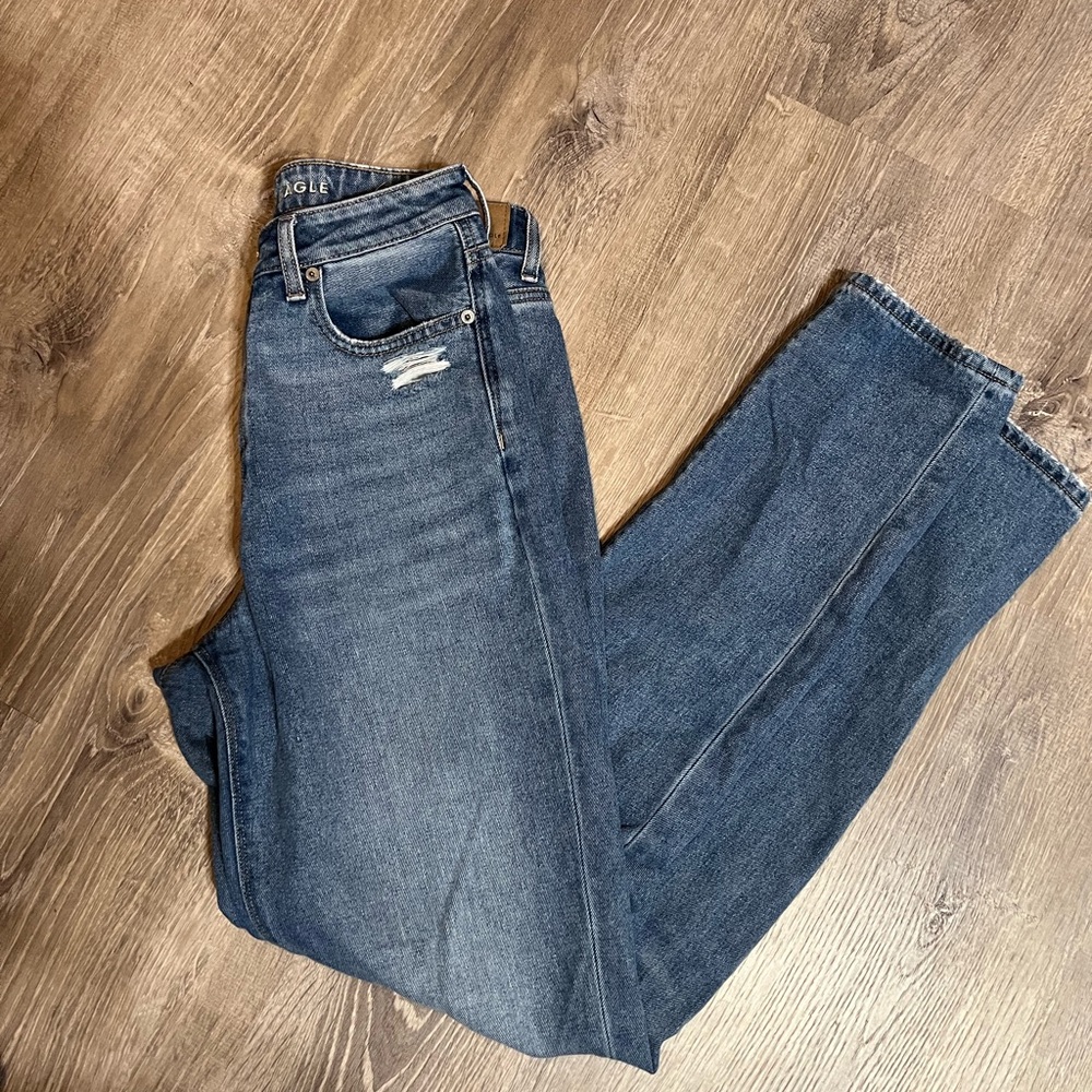 American Eagle high waisted straight leg jeans